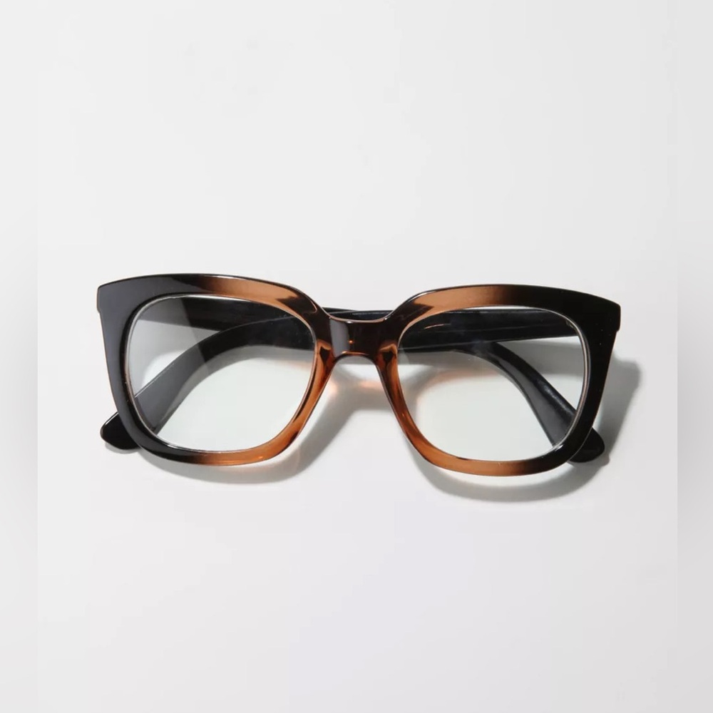 NWT Urban Outfitters Thick Crystal Readers